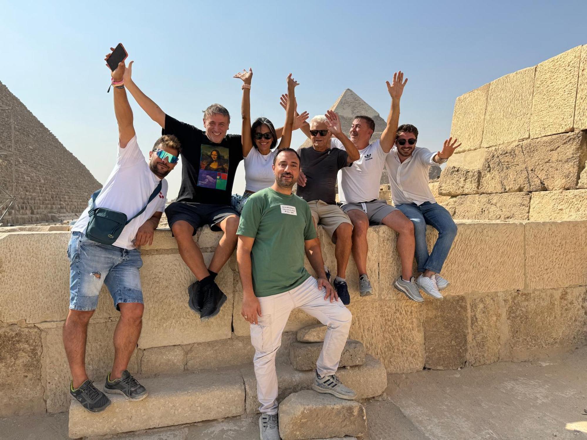 Unique Pyramids Boutique Inn Kafret el-Gabal エクステリア 写真
