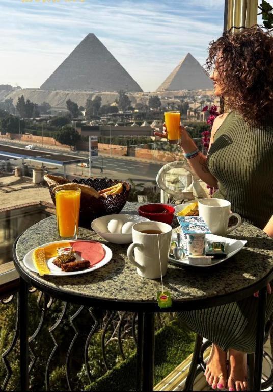 Unique Pyramids Boutique Inn Kafret el-Gabal エクステリア 写真