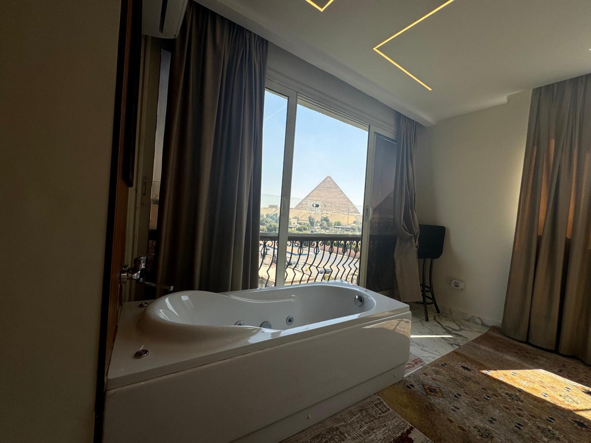 Unique Pyramids Boutique Inn Kafret el-Gabal エクステリア 写真